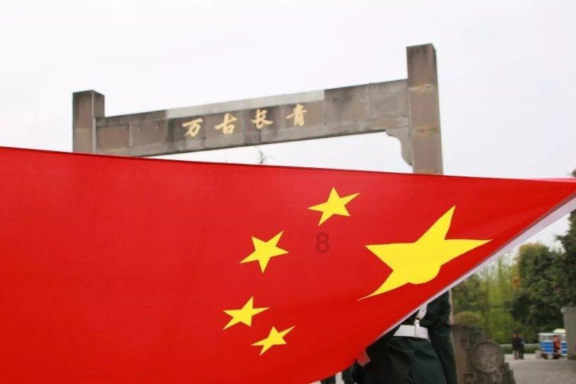你会原谅一个背叛过自己的人吗？游戏画面